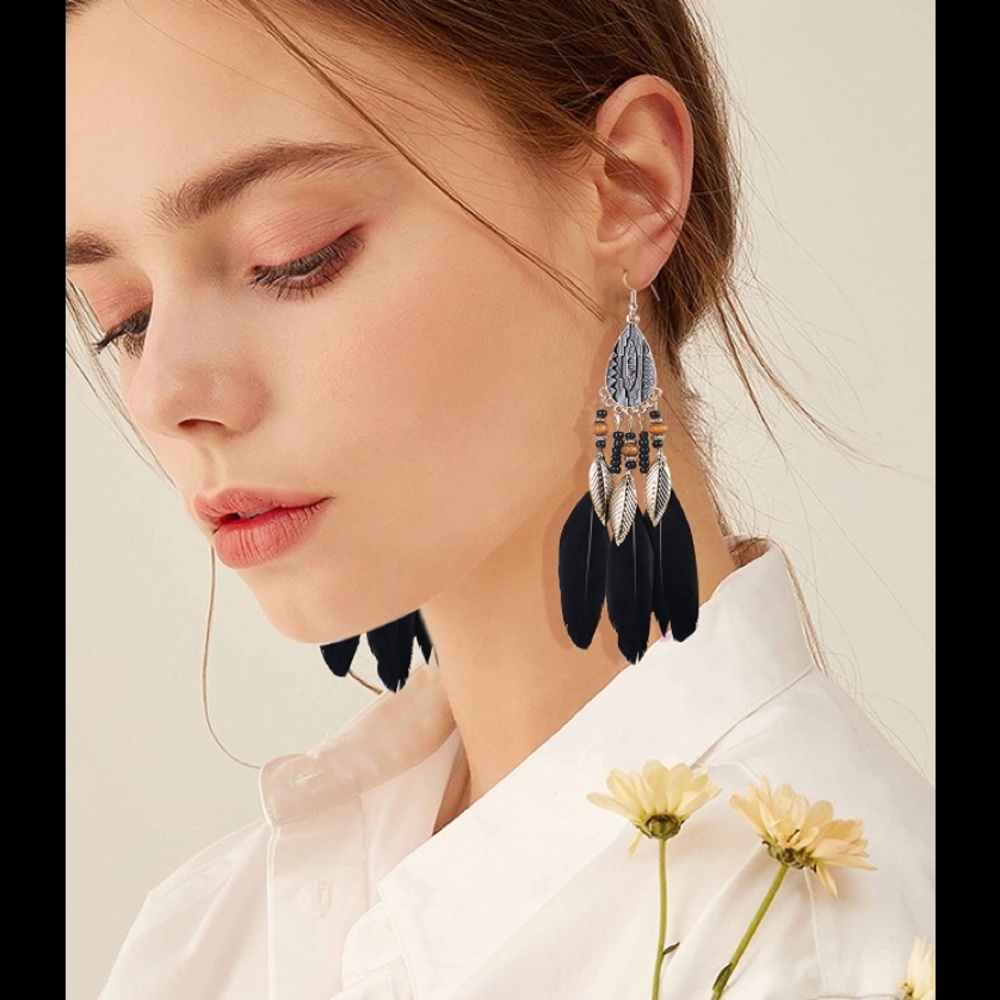 🔥 Bohemian Feather Drop Earrings🔥 New - Picture 5 of 8